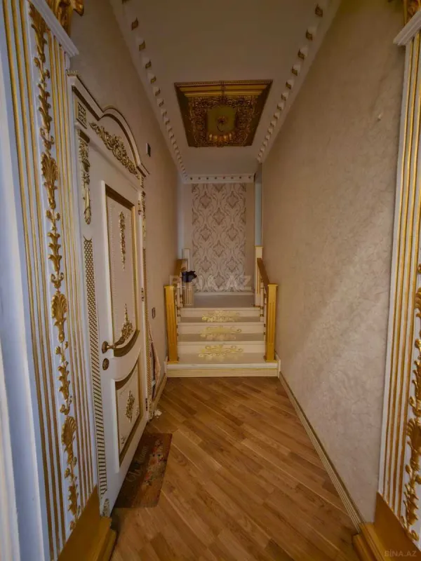 Satılır 6 otaqlı həyət evi 315 m²