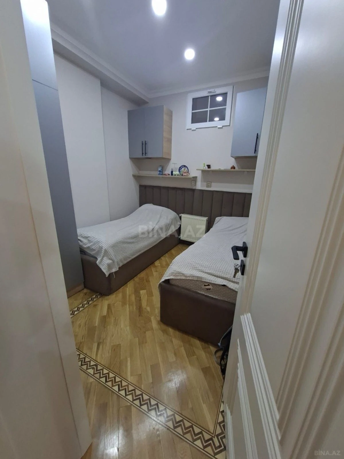 Satılır 3 otaqlı mənzil 92 m²