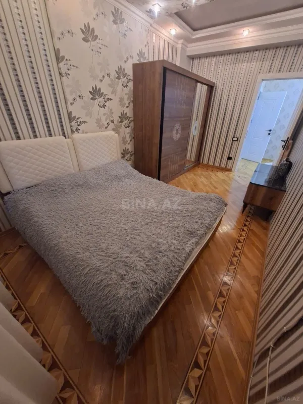 Satılır 3 otaqlı mənzil 92 m²