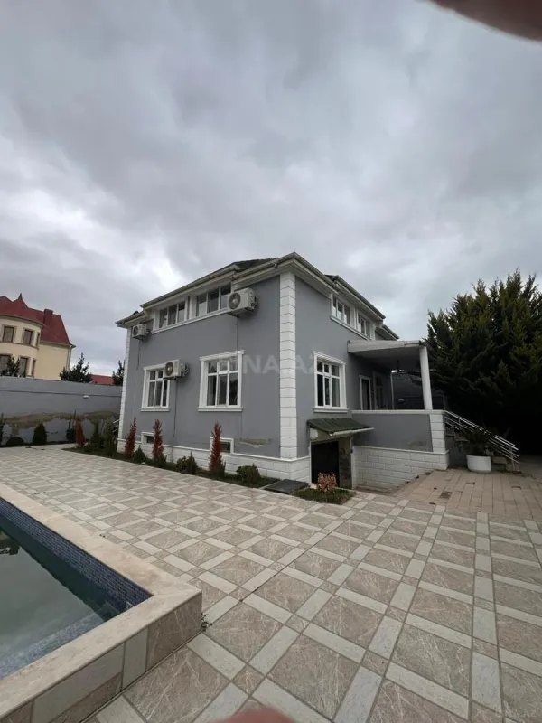 Kirayə verilir 5 otaqlı həyət evi 200 m²