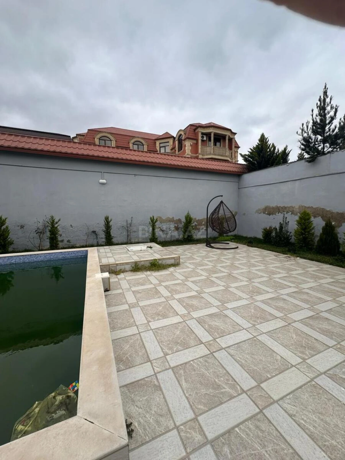 Kirayə verilir 5 otaqlı həyət evi 200 m²
