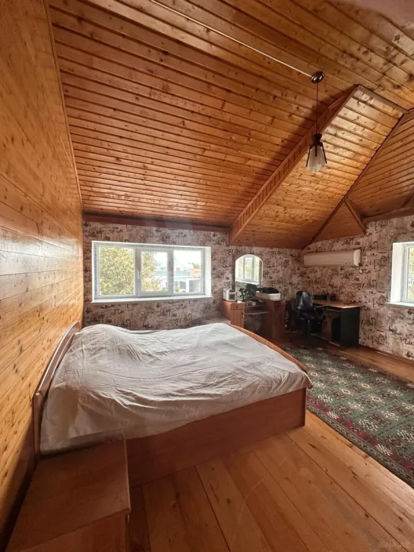 Kirayə verilir 5 otaqlı həyət evi 200 m²