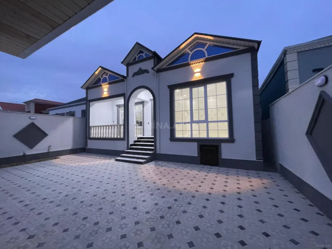 Satılır 4 otaqlı həyət evi 127 m²