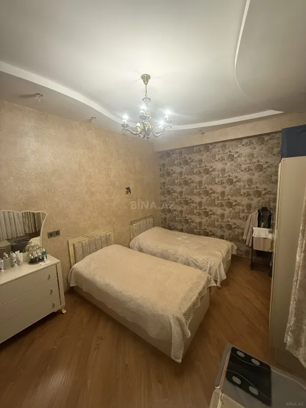 Kirayə verilir 3 otaqlı mənzil 120 m²