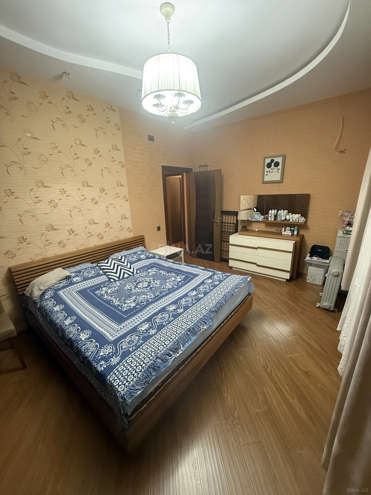 Kirayə verilir 3 otaqlı mənzil 120 m²