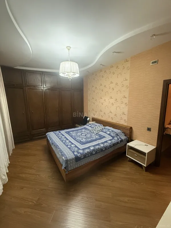 Kirayə verilir 3 otaqlı mənzil 120 m²