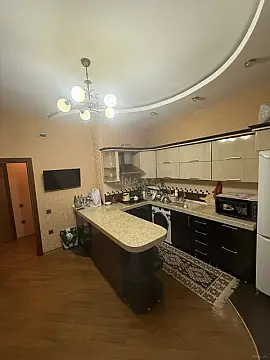 Kirayə verilir 3 otaqlı mənzil 120 m²