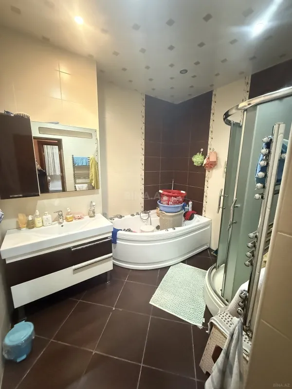 Kirayə verilir 3 otaqlı mənzil 120 m²