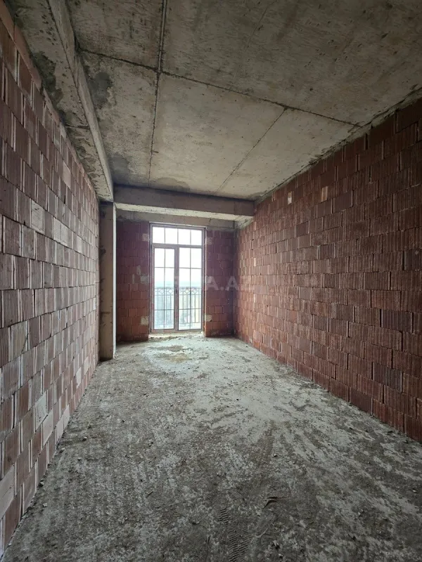 Satılır 2 otaqlı mənzil 52 m²