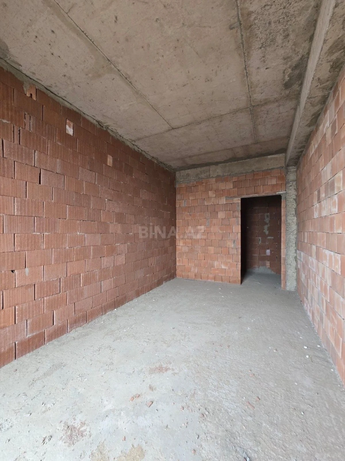 Satılır 2 otaqlı mənzil 52 m²