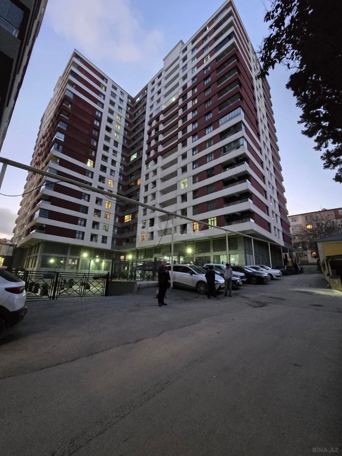 Satılır 2 otaqlı mənzil 52 m²