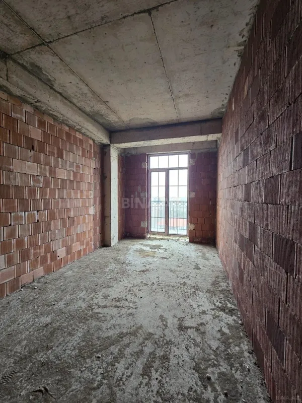 Satılır 2 otaqlı mənzil 52 m²