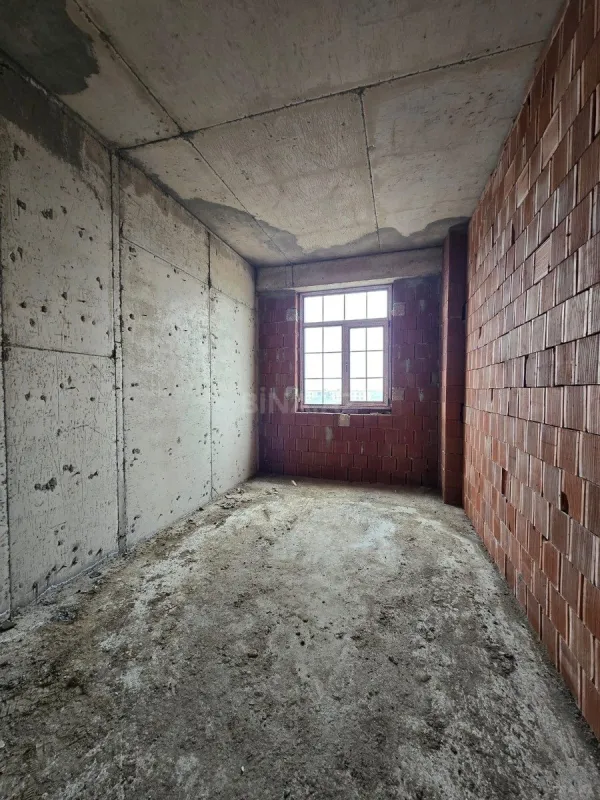 Satılır 2 otaqlı mənzil 52 m²