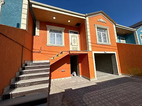 Satılır 3 otaqlı həyət evi 100 m² — Bakı, Saray 3 otaq 100.00 m²