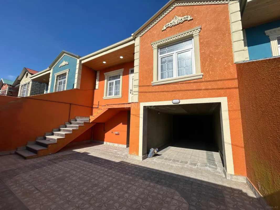 Satılır 3 otaqlı həyət evi 100 m²