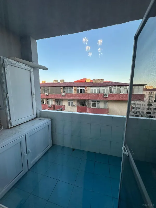 Satılır 2 otaqlı mənzil 96 m²