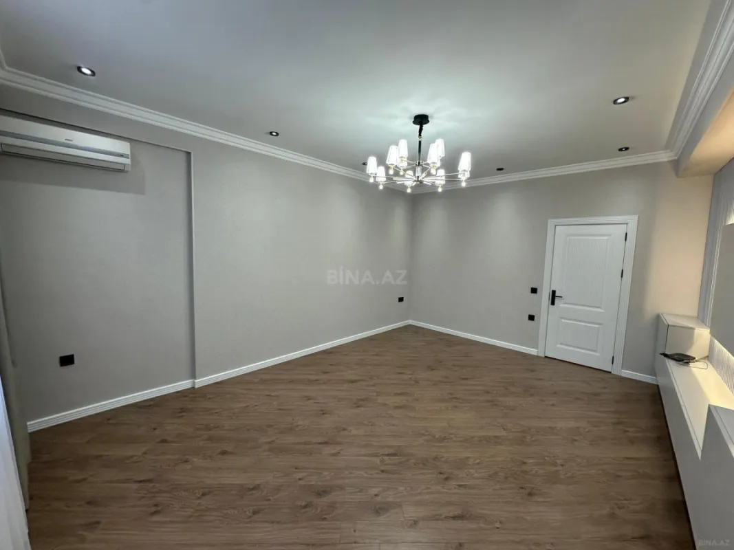 Satılır 2 otaqlı mənzil 96 m²