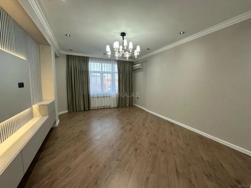 Satılır 2 otaqlı mənzil 96 m²