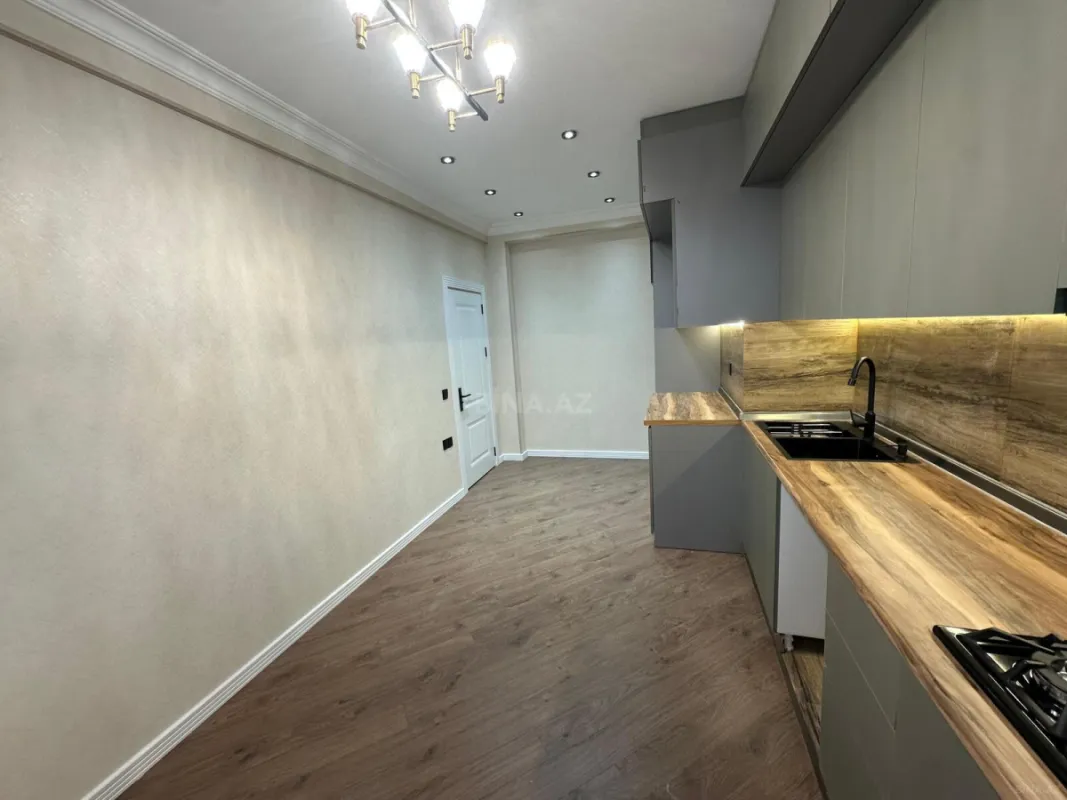 Satılır 2 otaqlı mənzil 96 m²