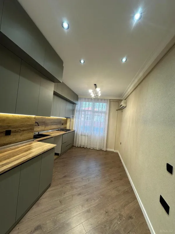 Satılır 2 otaqlı mənzil 96 m²