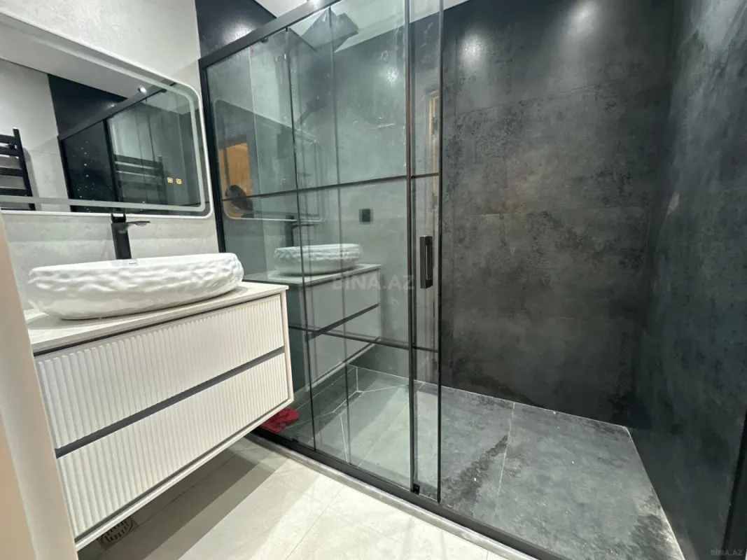 Satılır 2 otaqlı mənzil 96 m²