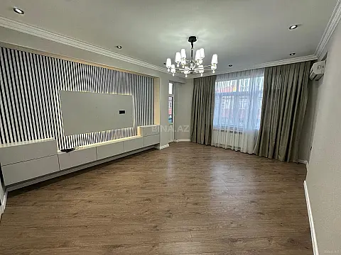 Satılır 2 otaqlı mənzil 96 m²