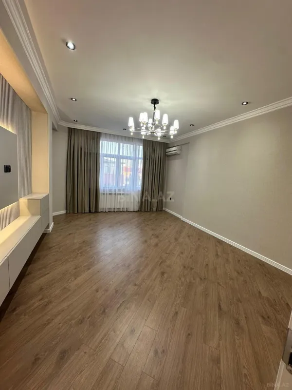 Satılır 2 otaqlı mənzil 96 m²