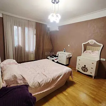 Satılır 3 otaqlı mənzil 90 m²