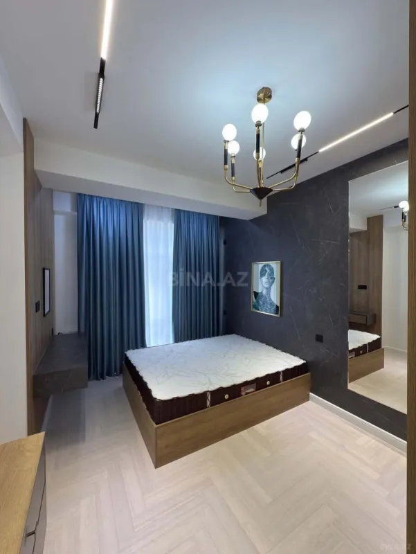 Satılır 3 otaqlı mənzil 117 m²