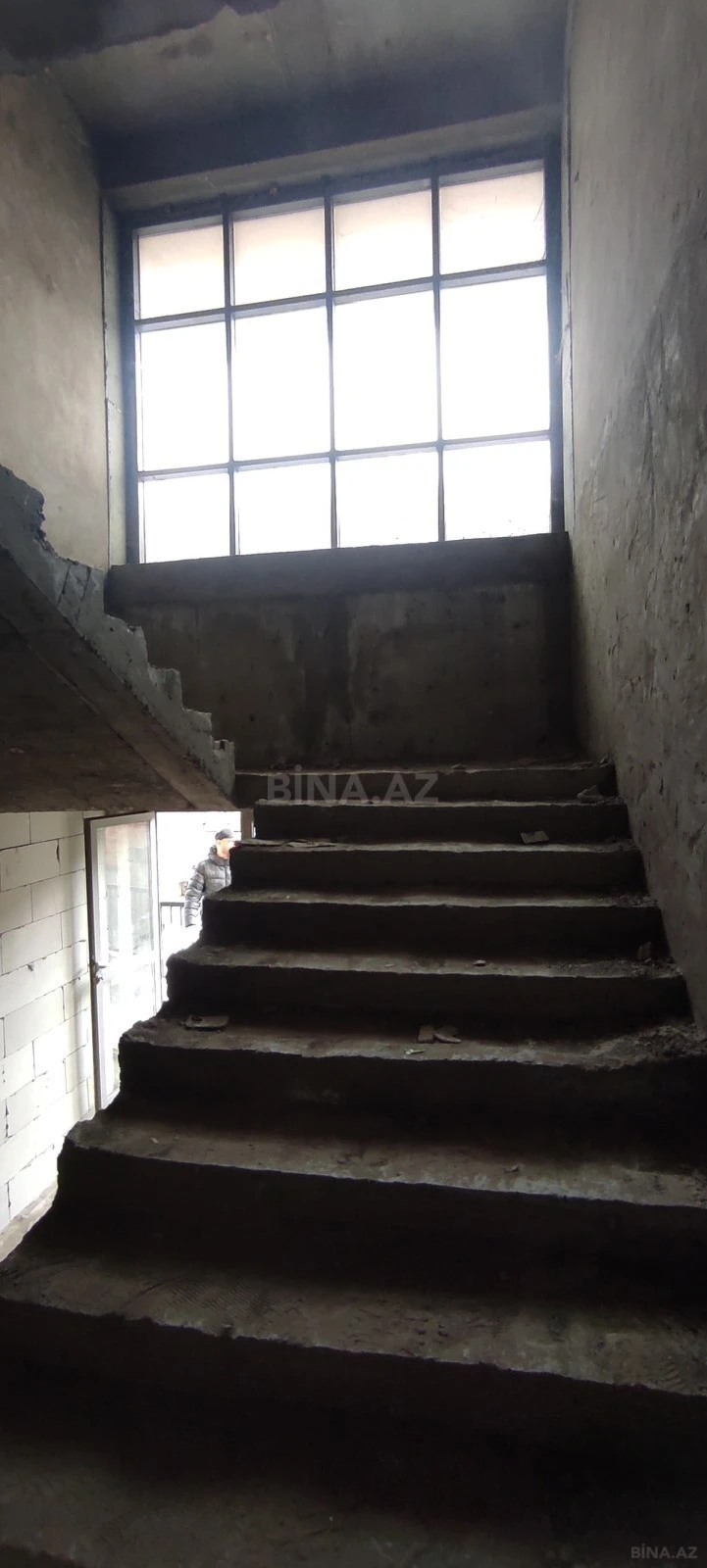 Satılır obyekt 136 m²