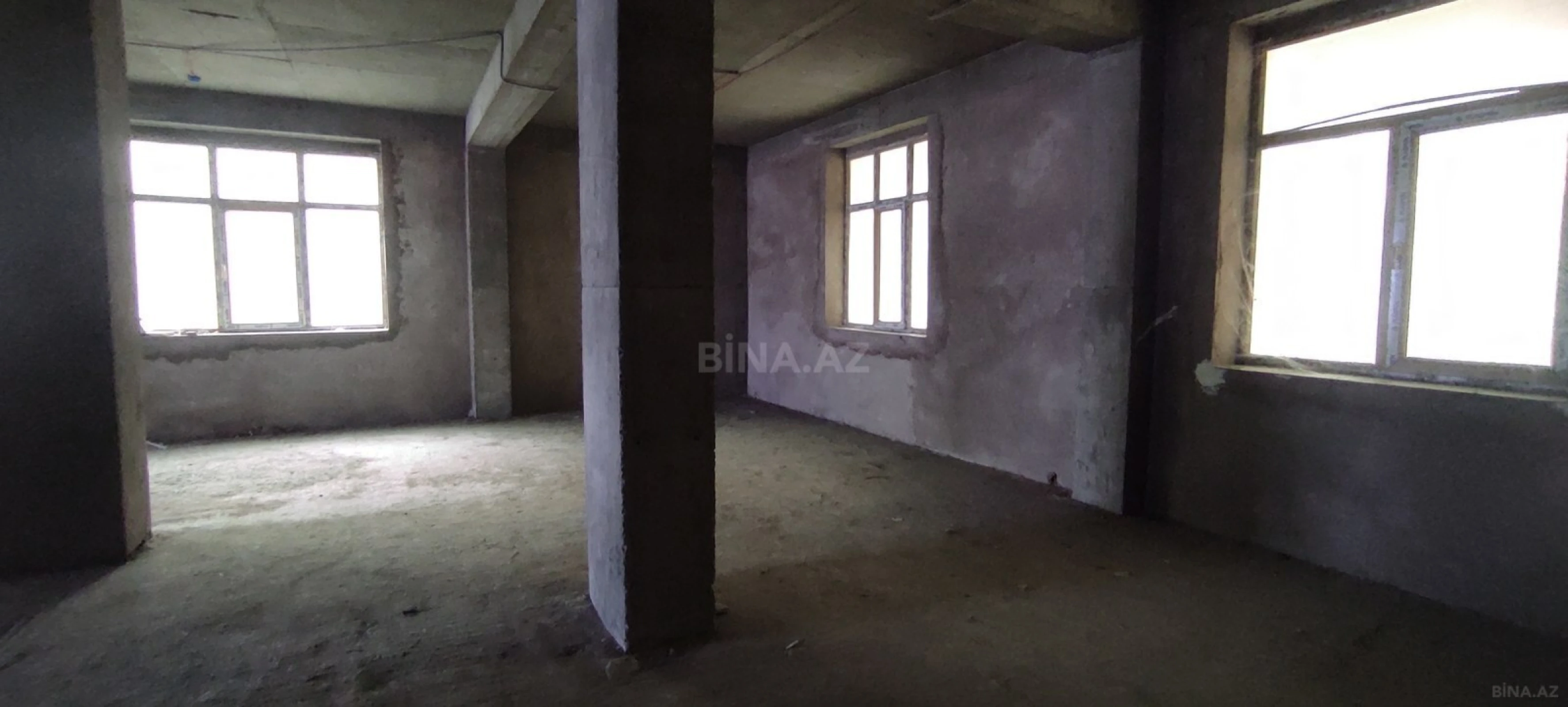 Satılır obyekt 136 m²