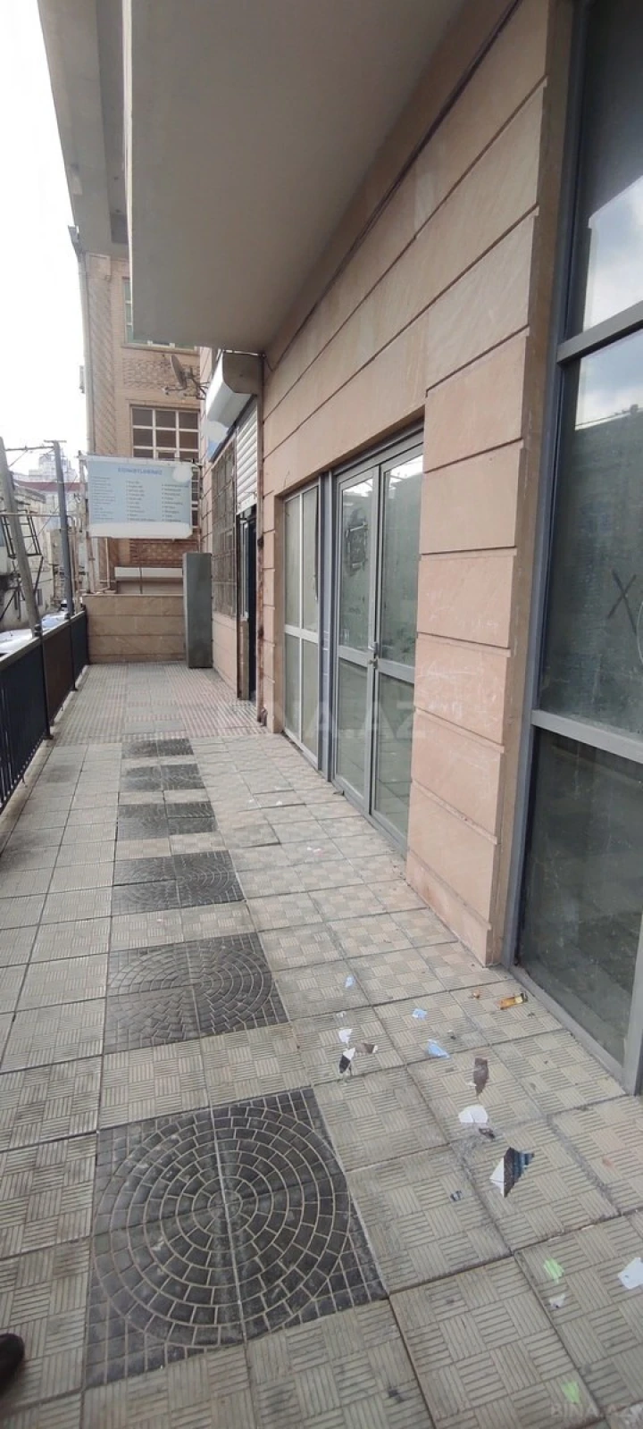 Satılır obyekt 136 m²