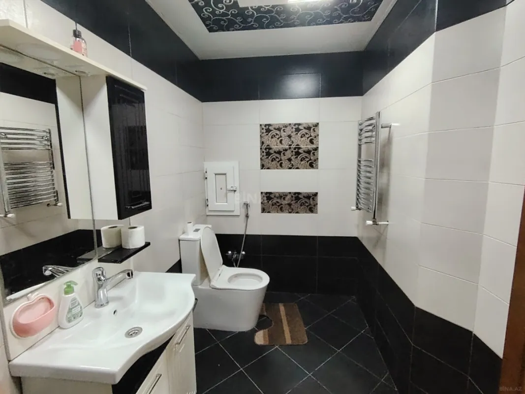 Satılır 2 otaqlı mənzil 65 m²