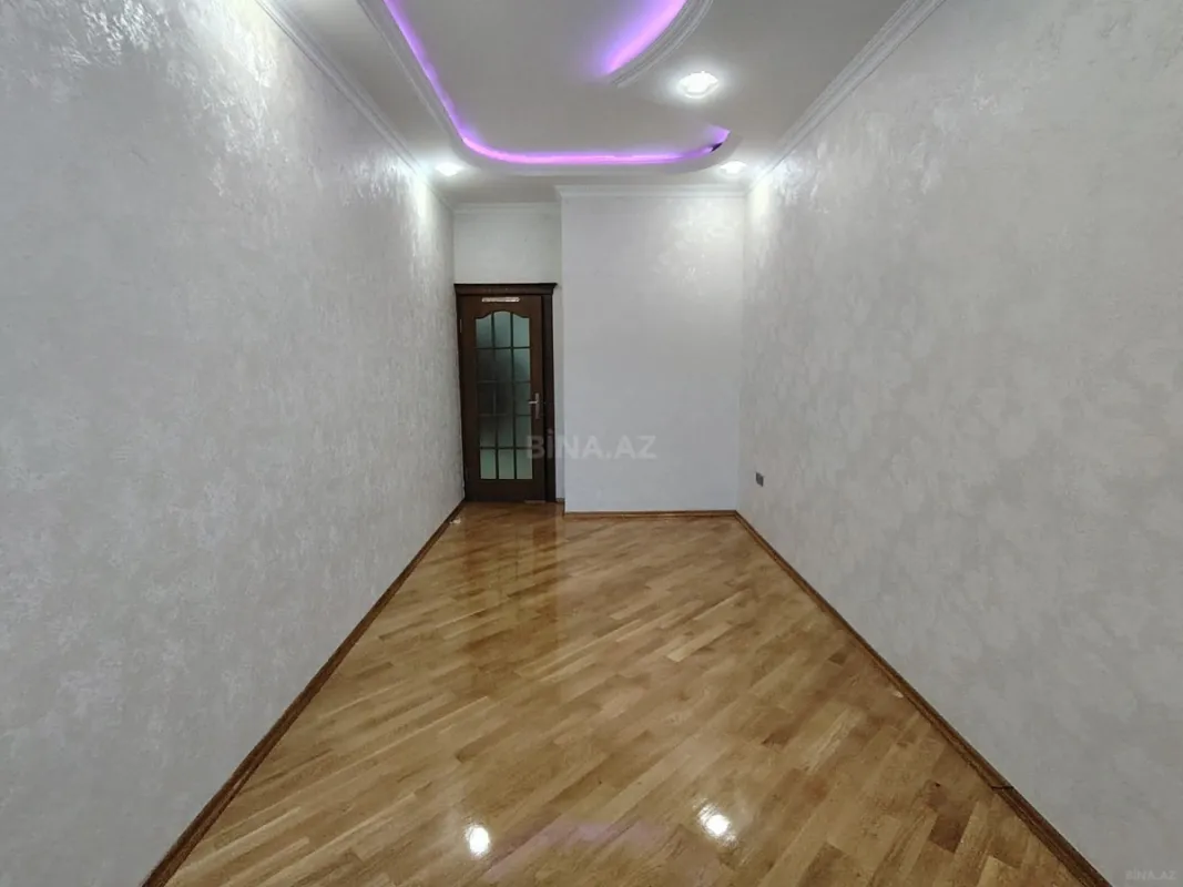 Satılır 2 otaqlı mənzil 65 m²