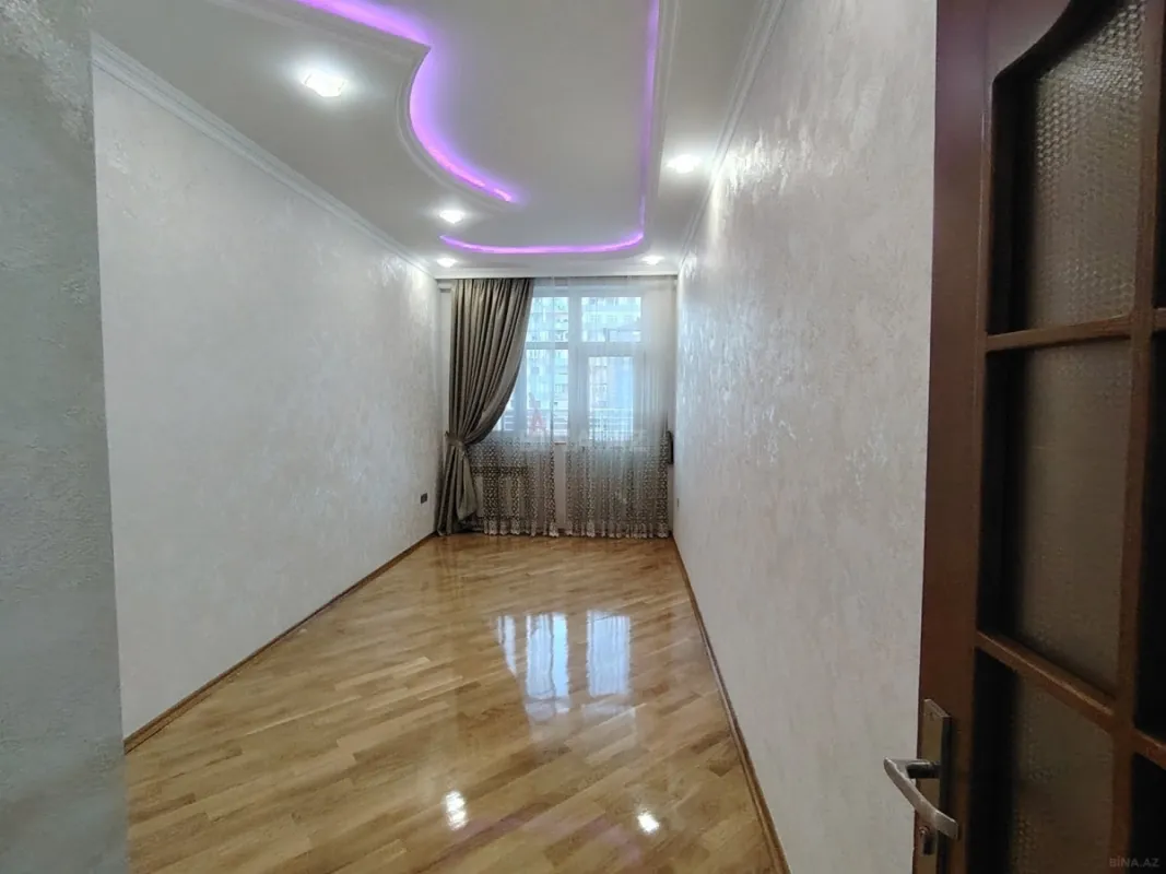 Satılır 2 otaqlı mənzil 65 m²