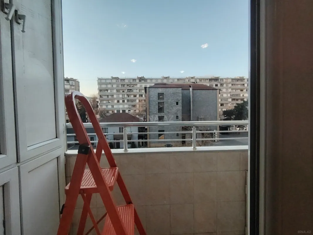 Satılır 2 otaqlı mənzil 65 m²
