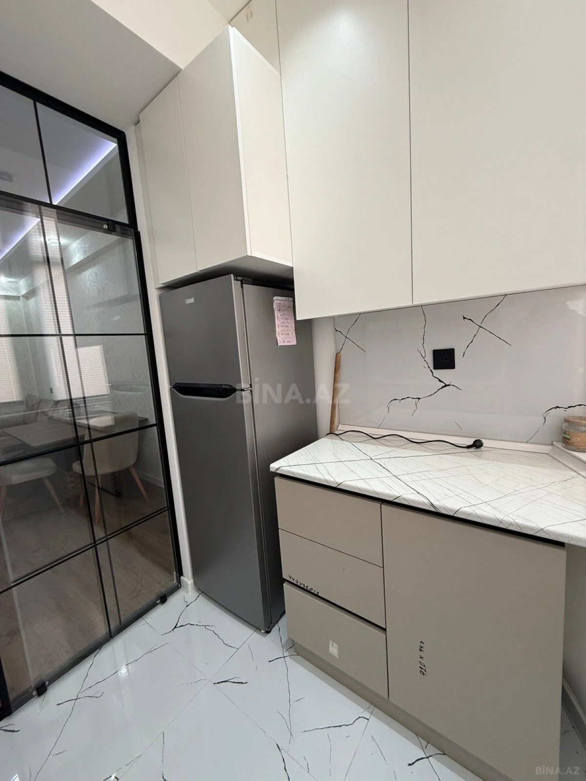 Satılır 2 otaqlı mənzil 60 m²