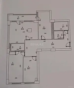 Satılır 3 otaqlı mənzil 135 m²