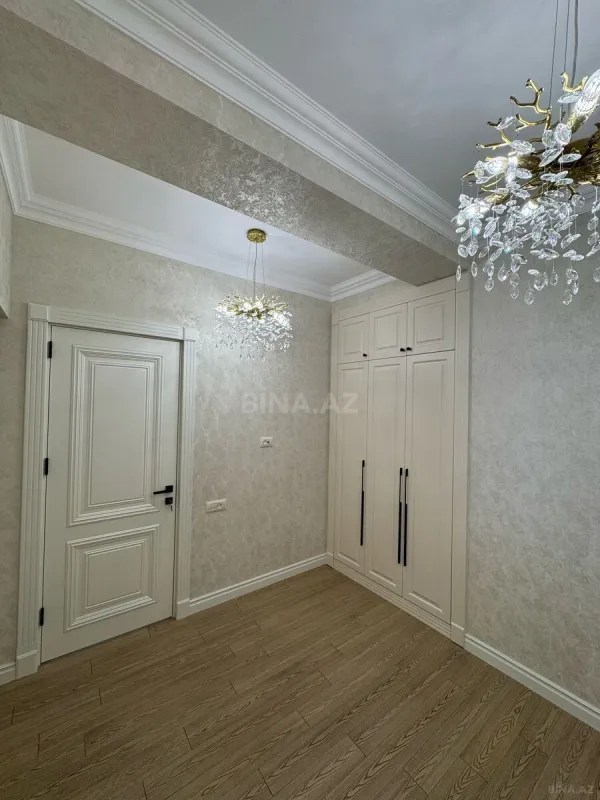 Satılır 3 otaqlı mənzil 95 m²