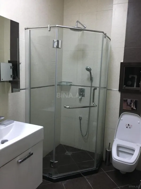 Kirayə verilir 3 otaqlı mənzil 120 m²