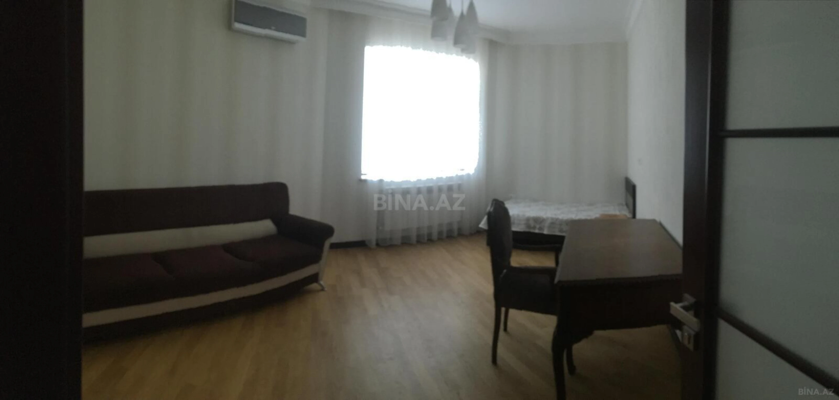 Kirayə verilir 3 otaqlı mənzil 120 m²
