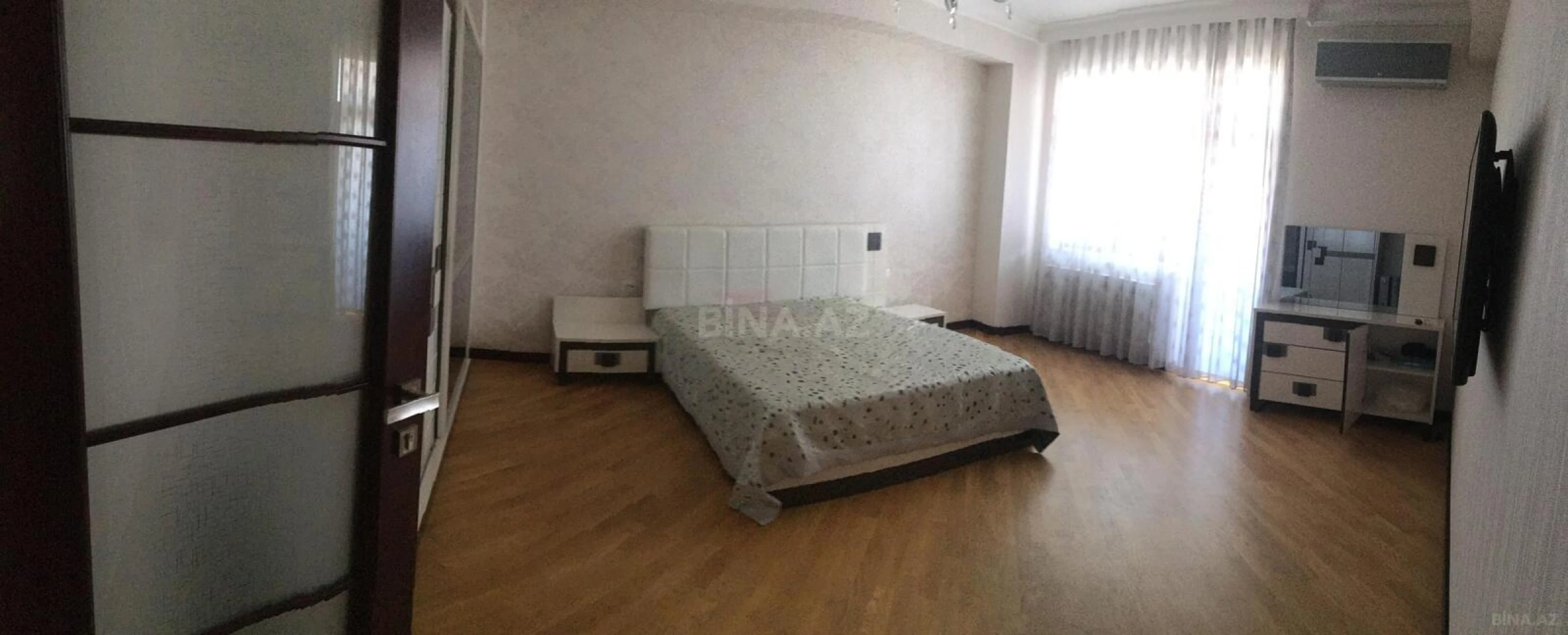 Kirayə verilir 3 otaqlı mənzil 120 m²