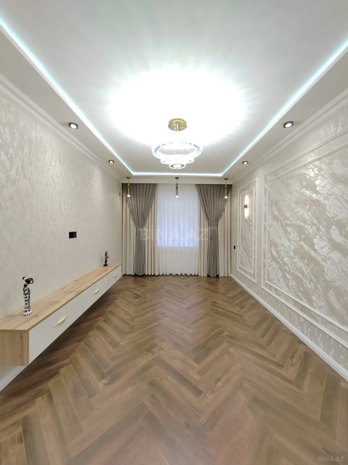 Satılır 3 otaqlı mənzil 75 m²