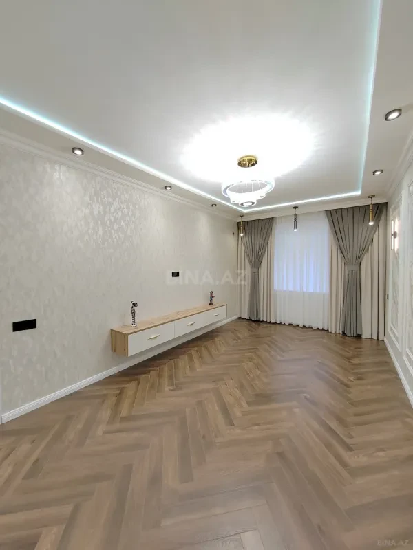 Satılır 3 otaqlı mənzil 75 m²