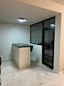Kirayə verilir 2 otaqlı mənzil 90 m²