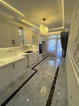 Satılır 2 otaqlı mənzil 100 m²