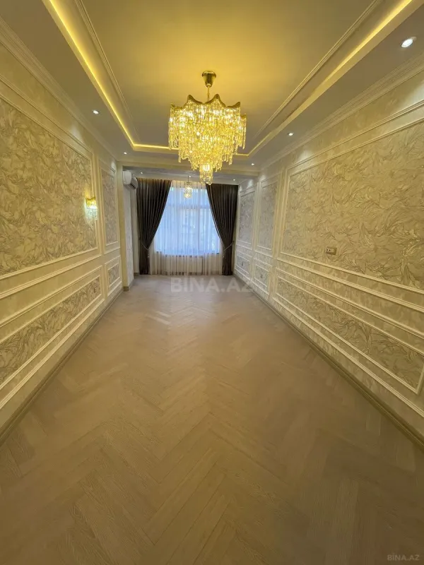 Satılır 2 otaqlı mənzil 100 m²