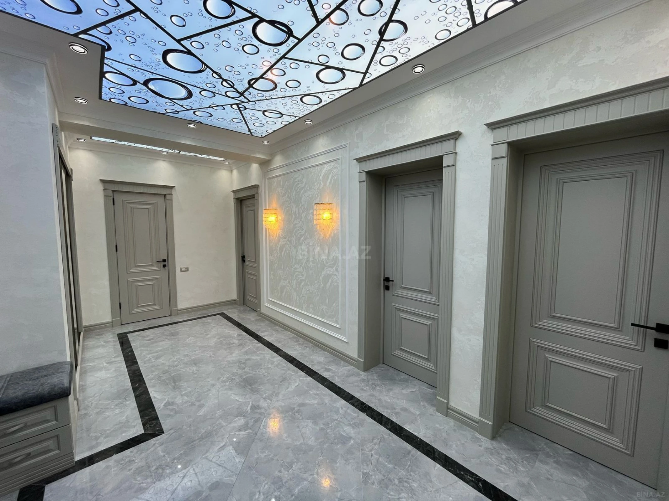 Satılır 2 otaqlı mənzil 100 m²