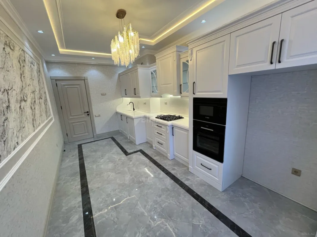 Satılır 2 otaqlı mənzil 100 m²