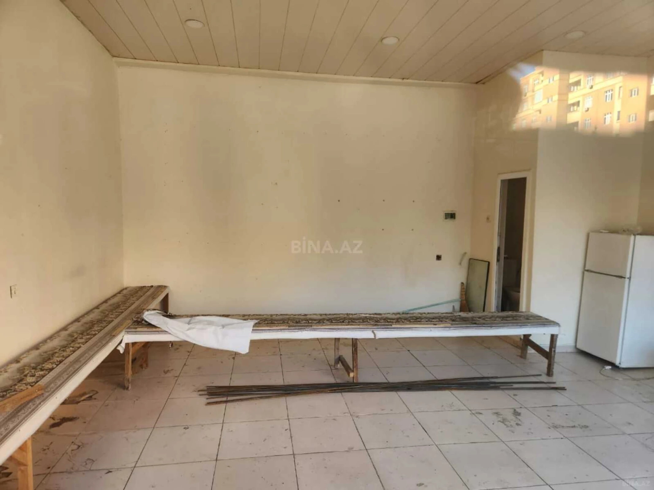 Satılır obyekt 38 m²